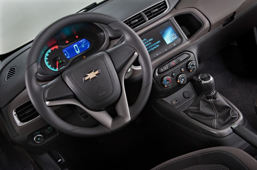  Chevrolet Prisma LTZ 2013 года  (фото 8 из 75)